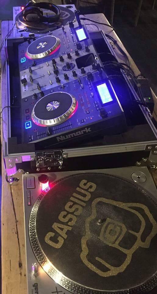 Les platines du restaurant O'Capot