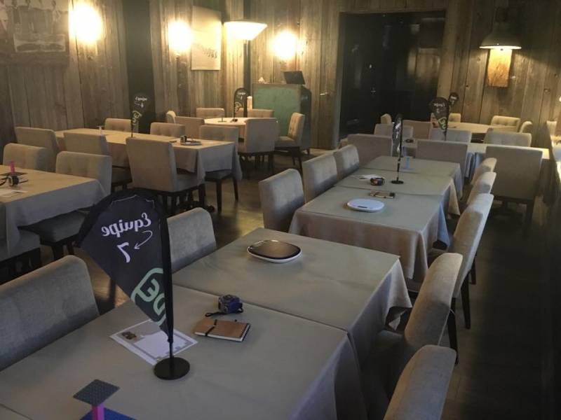 Organiser une soirée team building entreprise au restaurant O'Capot à Lyon
